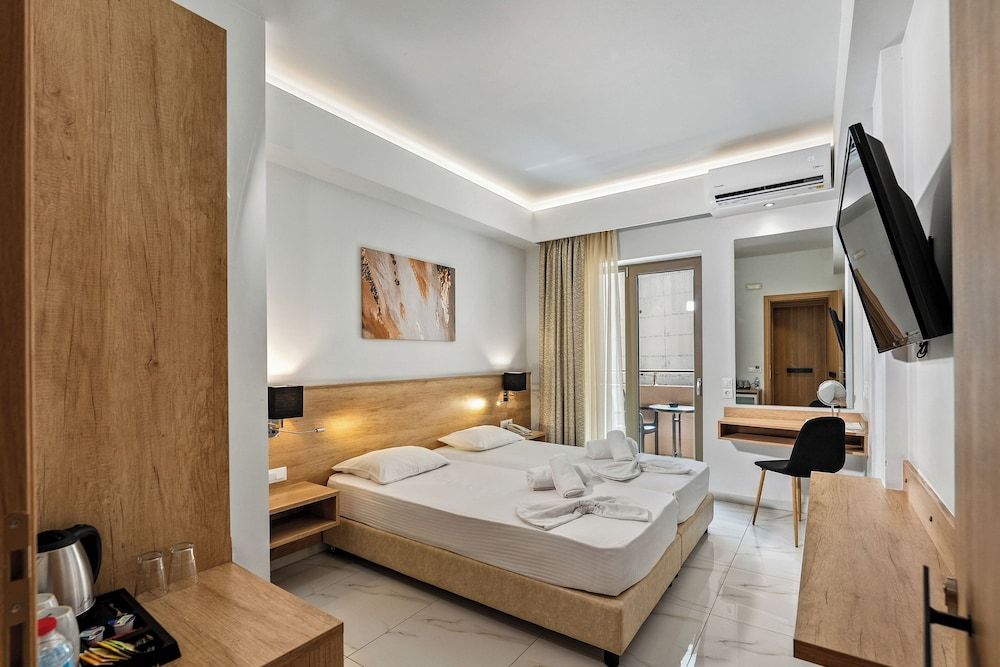 Marvel Deluxe Rooms Double or Twin Room 3