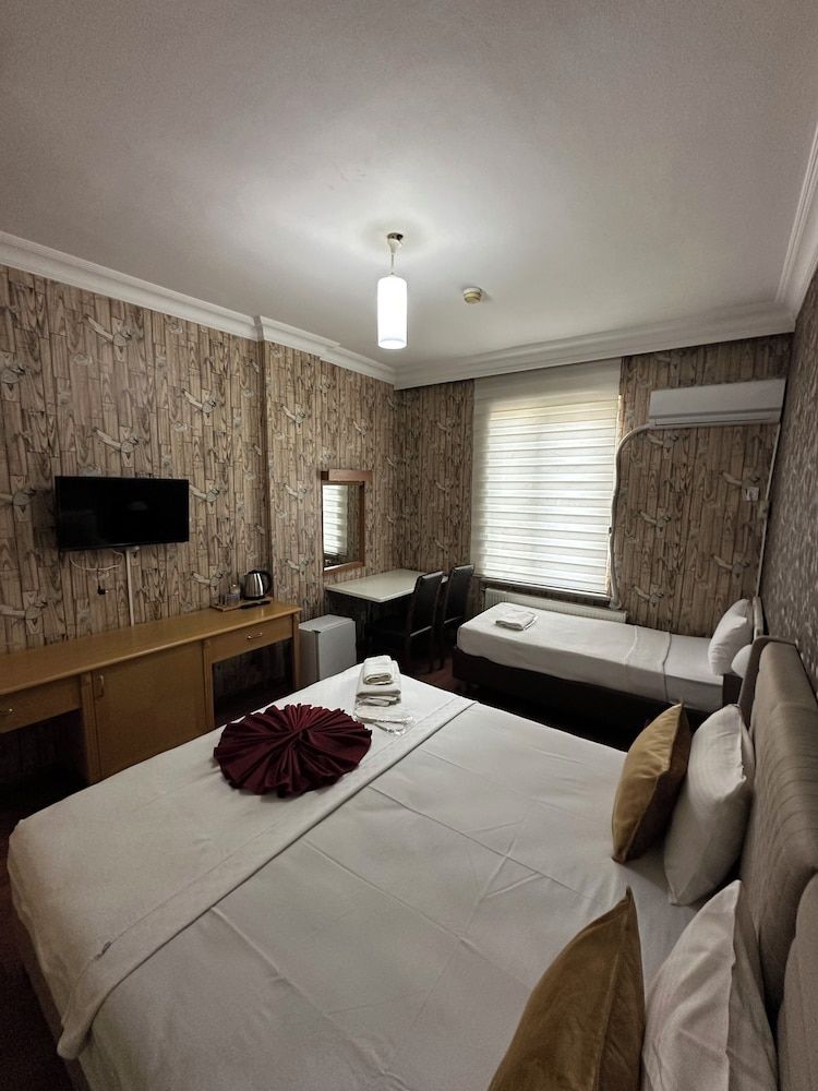 Safir Hotels Silivri Deluxe Twin Room 3