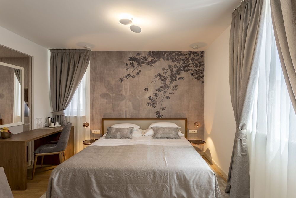 undefined Residence Stine 3