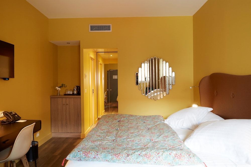 Best Western Plus Hotel d'Europe et d'Angleterre Superior Room, 1 King Bed, Courtyard View (Twin bed on request)