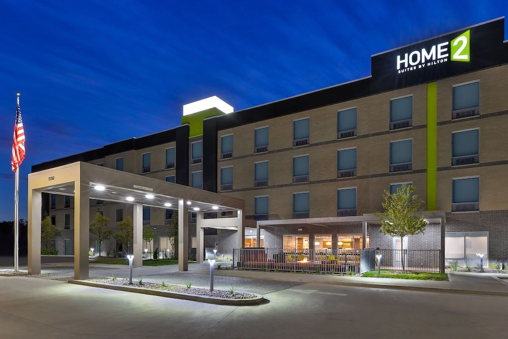 undefined Home2 Suites by Hilton Saginaw, MI 8