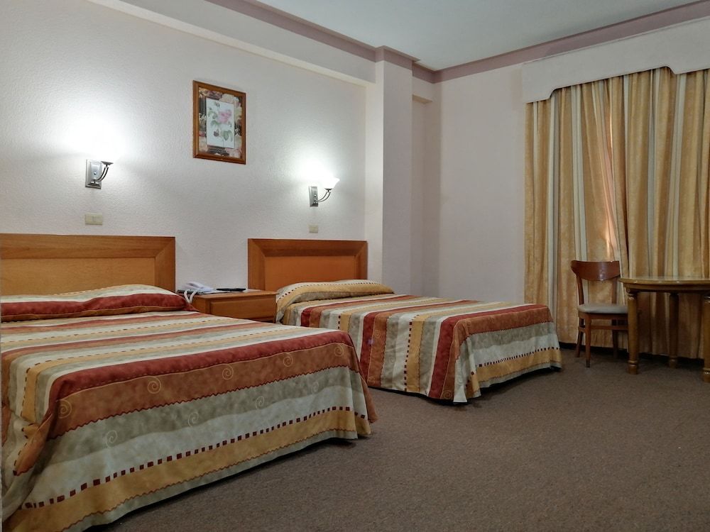 Hotel Astromundo Business Double Room, 2 Queen Beds, Accessible, Non Smoking 9