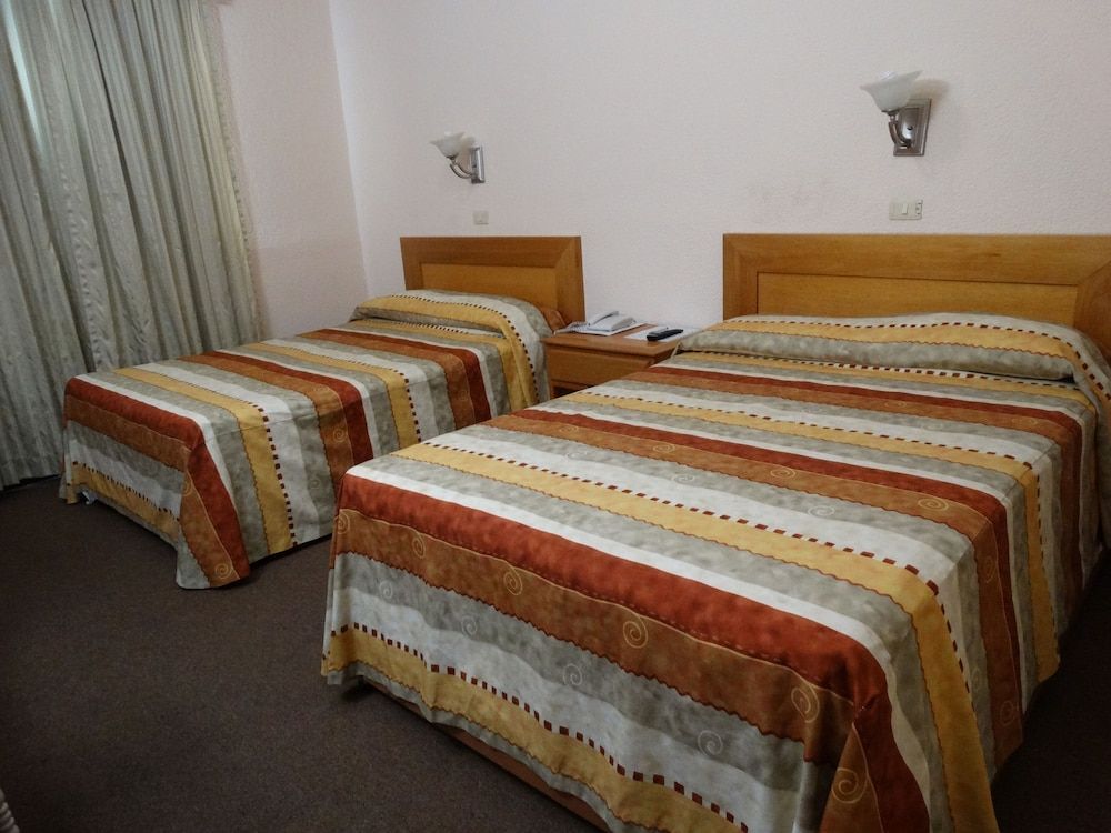 Hotel Astromundo Business Double Room, 2 Queen Beds, Accessible, Non Smoking 4