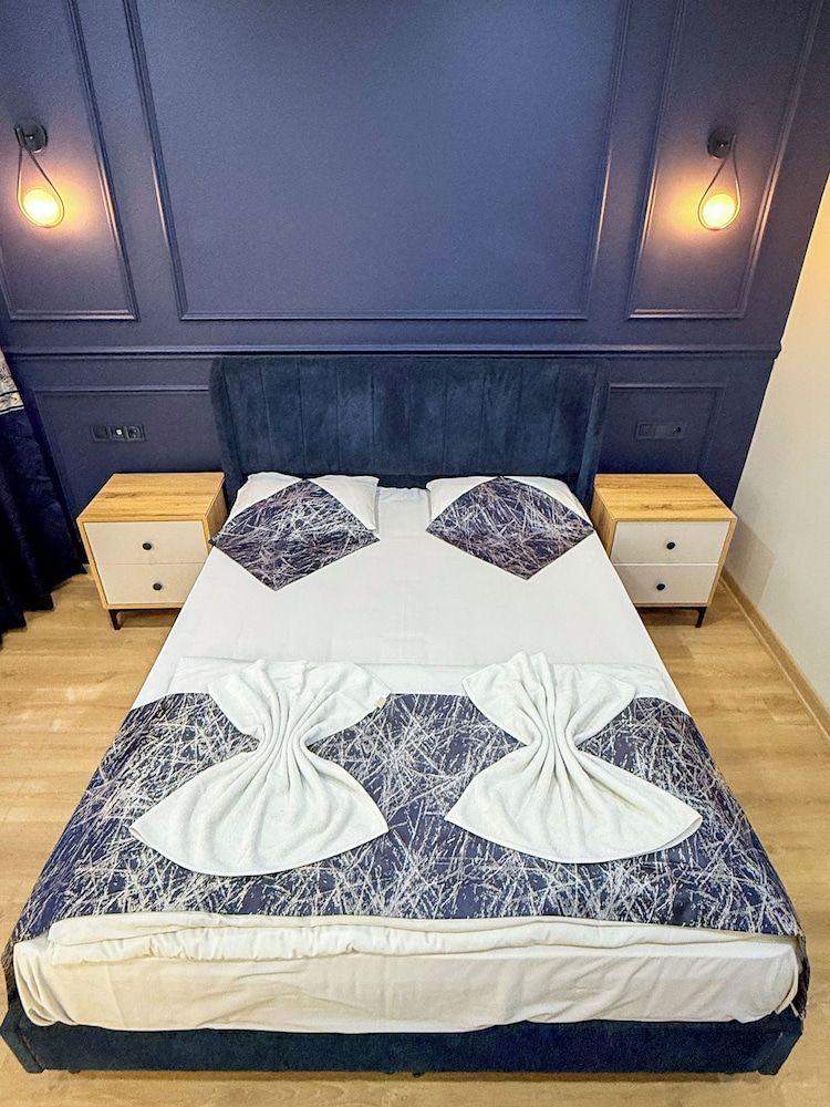 The Reina Istanbul Standard Room 4