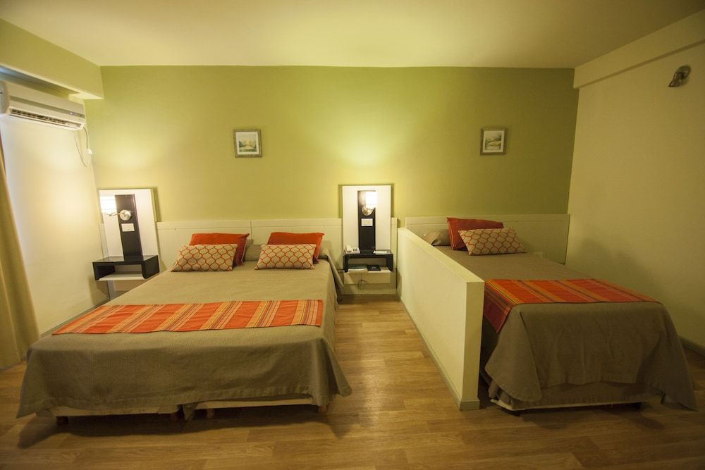 Continental Posadas Hotel Standard Triple Room 3