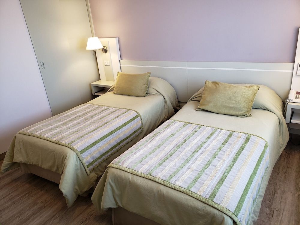 Continental Posadas Hotel Superior Twin Room, 2 Twin Beds, Non Smoking 3