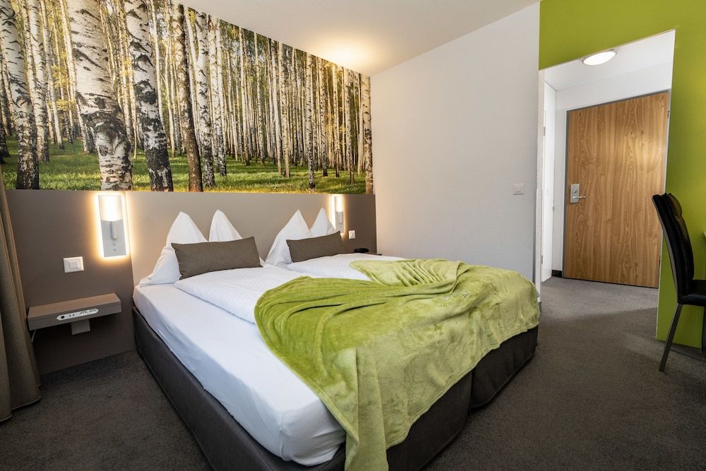 undefined Hotel Waldhorn 5