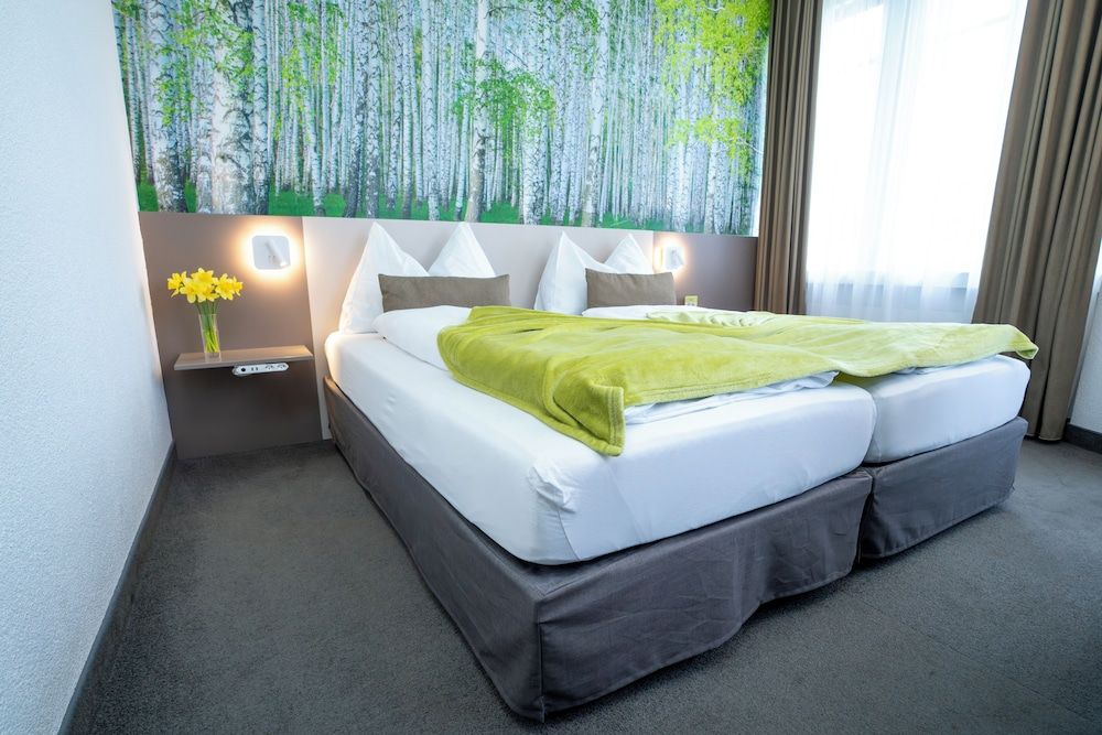 Design Twin Room