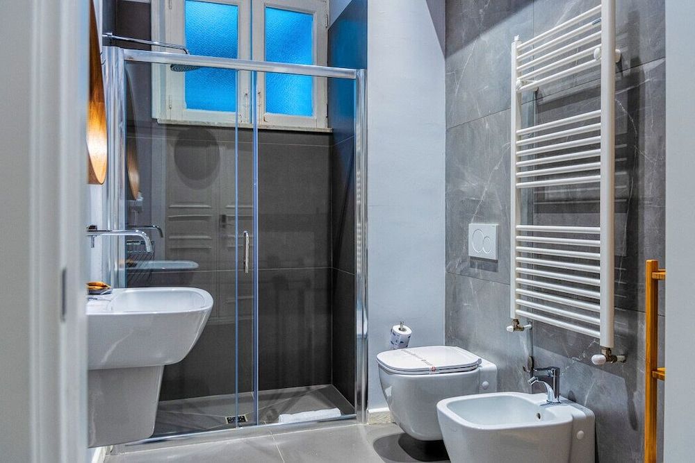 Re Vittorio Deluxe Comfort Room 9