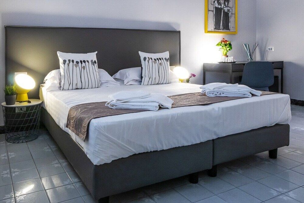 Re Vittorio Deluxe Comfort Room 4