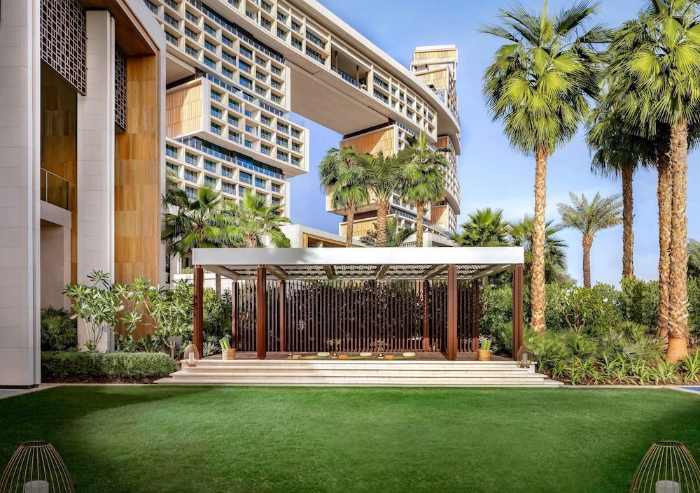 undefined Atlantis The Royal 2