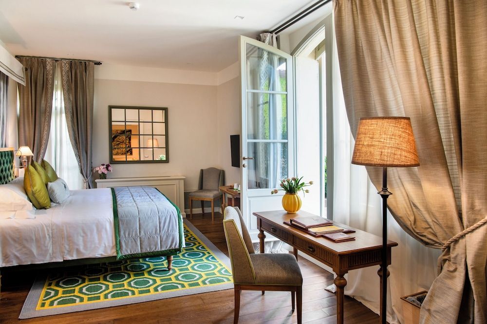 Premium Suite, 1 King Bed