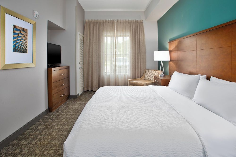 Suite, 1 Bedroom, Accessible, Kitchen (Communications)