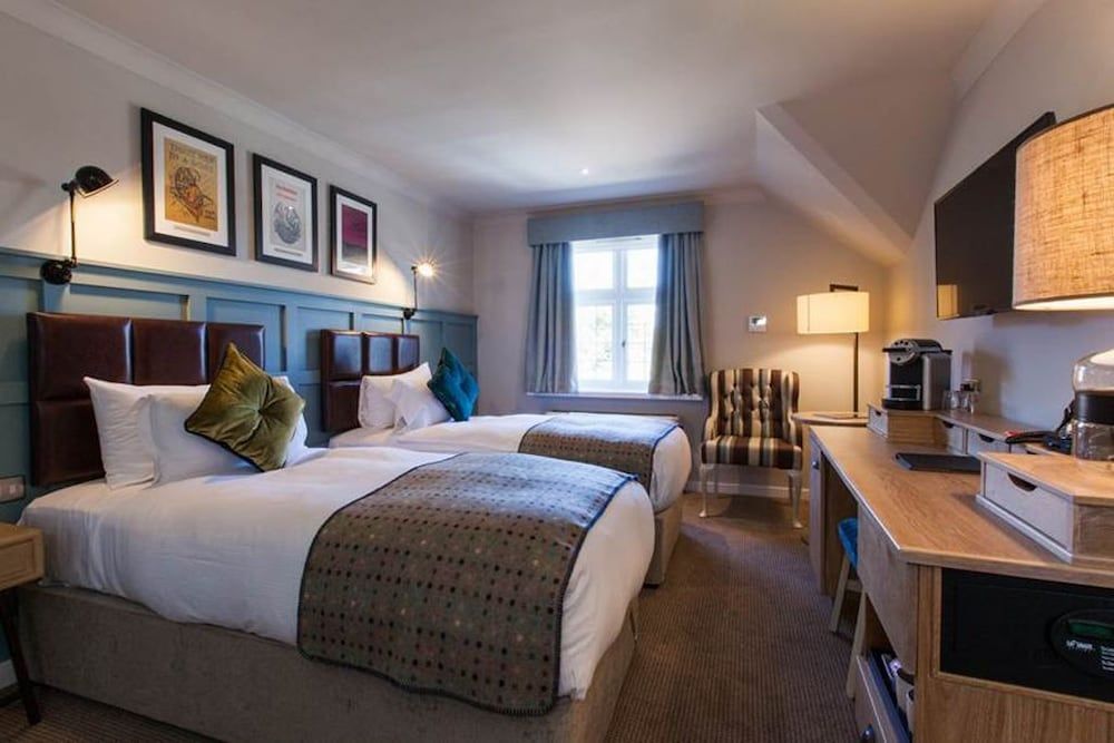Deluxe King/Twin Room