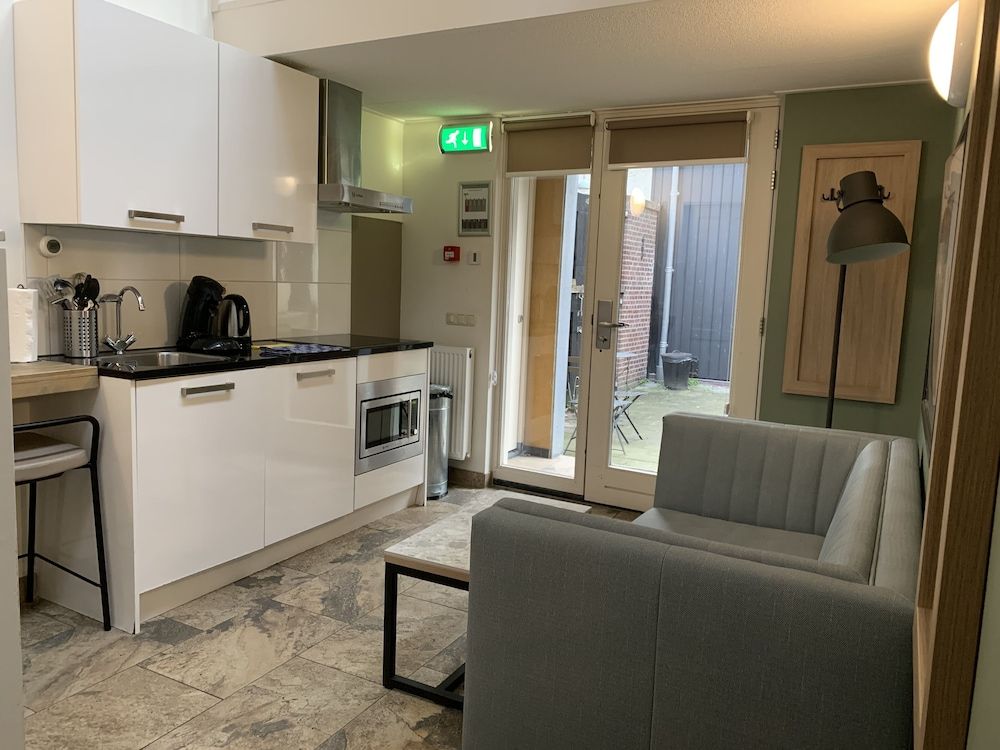 Allure Garden Apartments Duplex (3 person Maisonette) 10