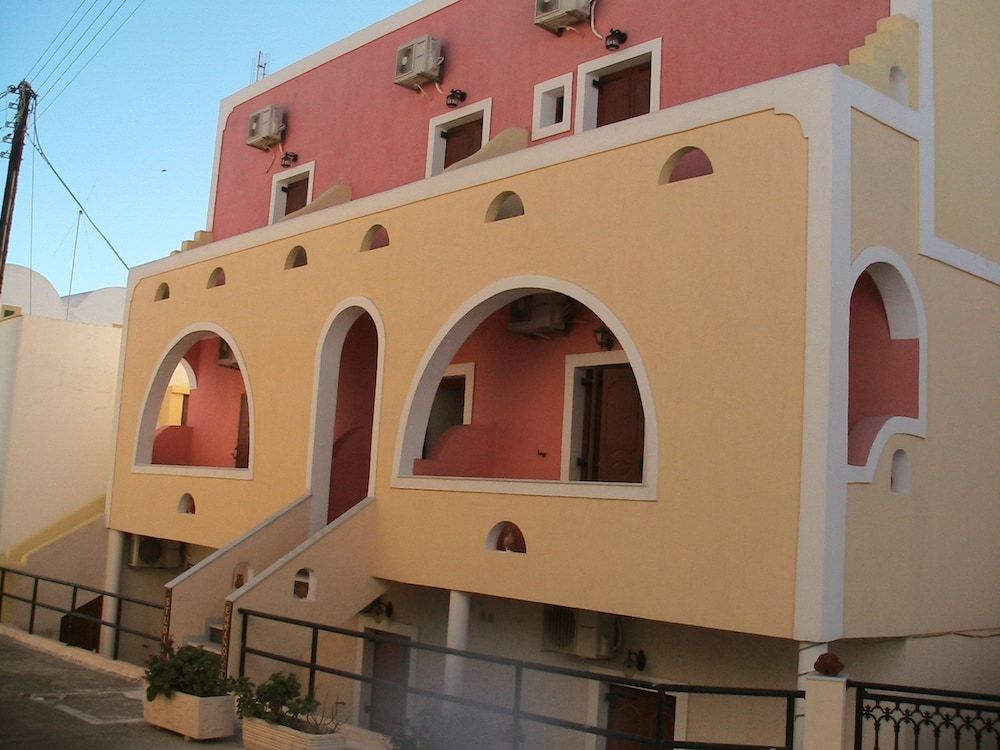 undefined Emmanouela Studios 3