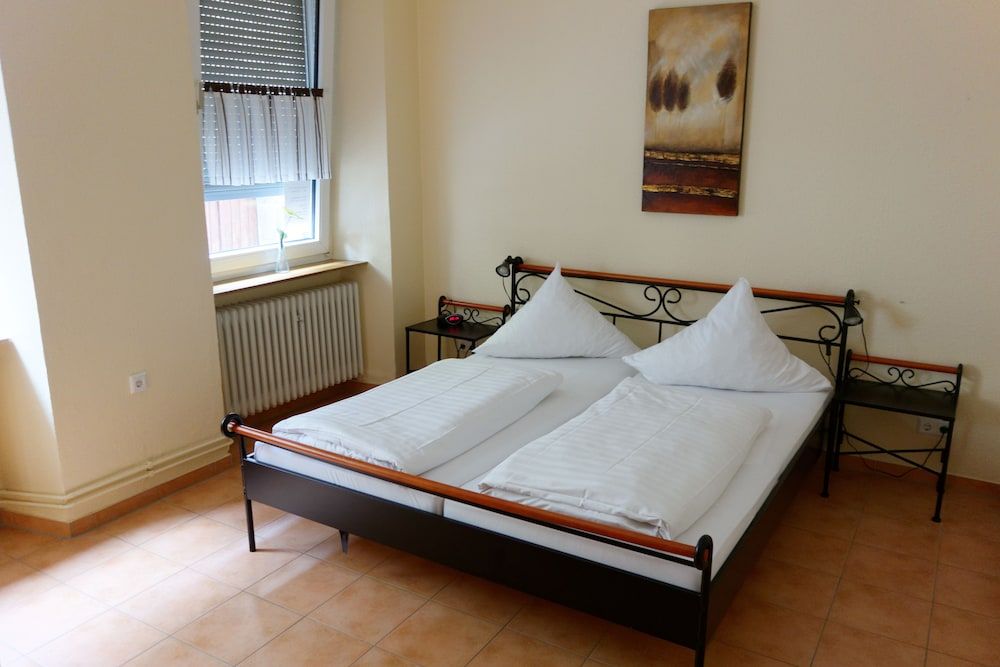Comfort Apartment, Ensuite, Garden View