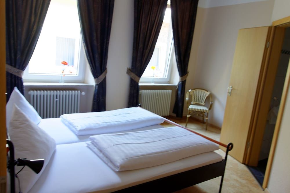 Comfort Apartment, Ensuite, Garden View