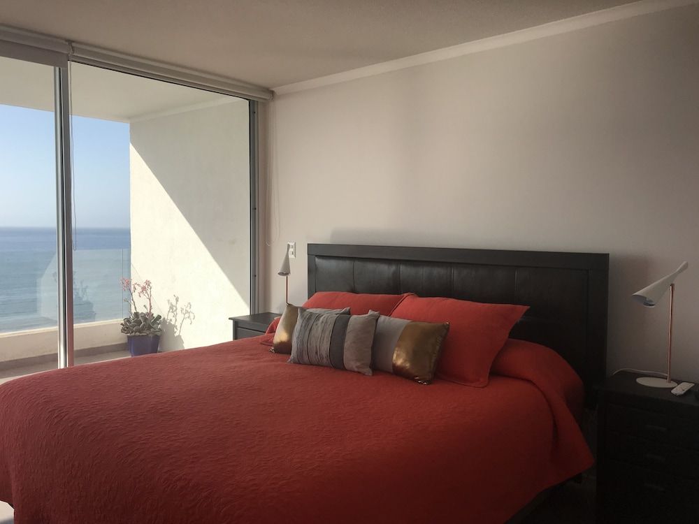 Deluxe Apartment, 2 Bedrooms, Ocean View, Beachside