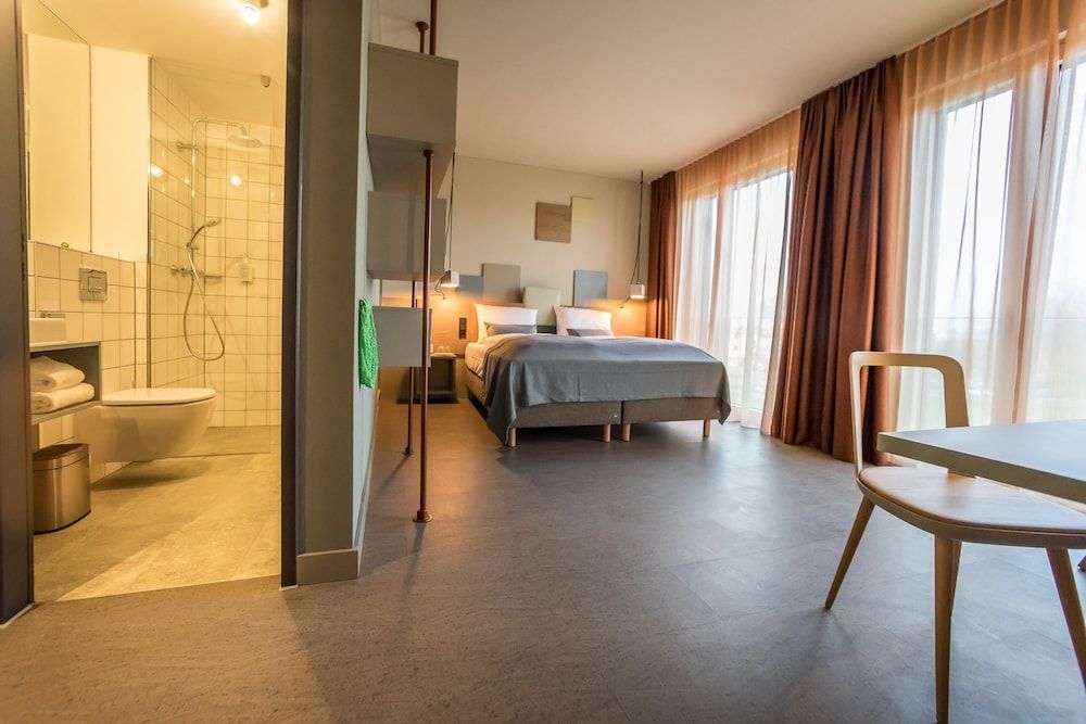 Hotel einsmehr Superior Double Room 7