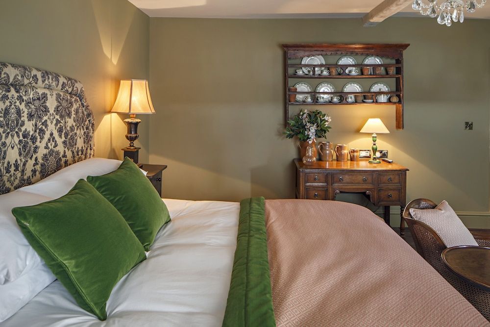 Deluxe Double Room (4)