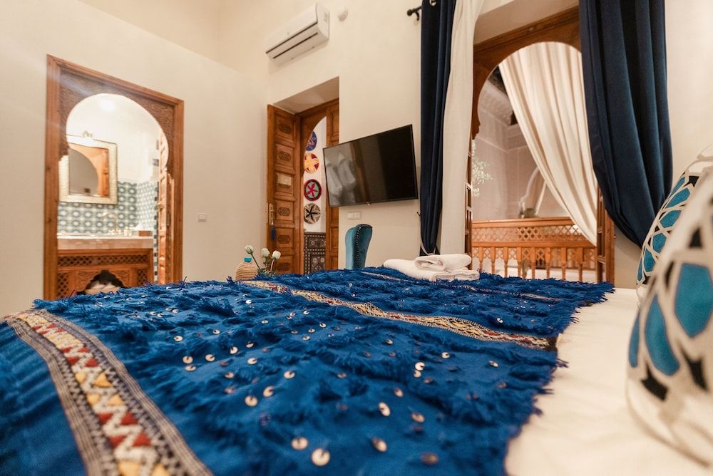 Riad Janate Deluxe Double Room 6