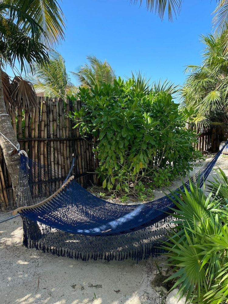 La Puerta Azul Beachfront - Adults Only Deluxe House 10