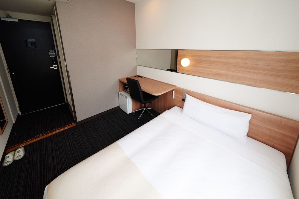 undefined Super Hotel Namba Nipponbashi 3