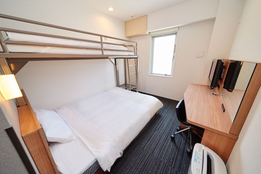 undefined Super Hotel Namba Nipponbashi 7
