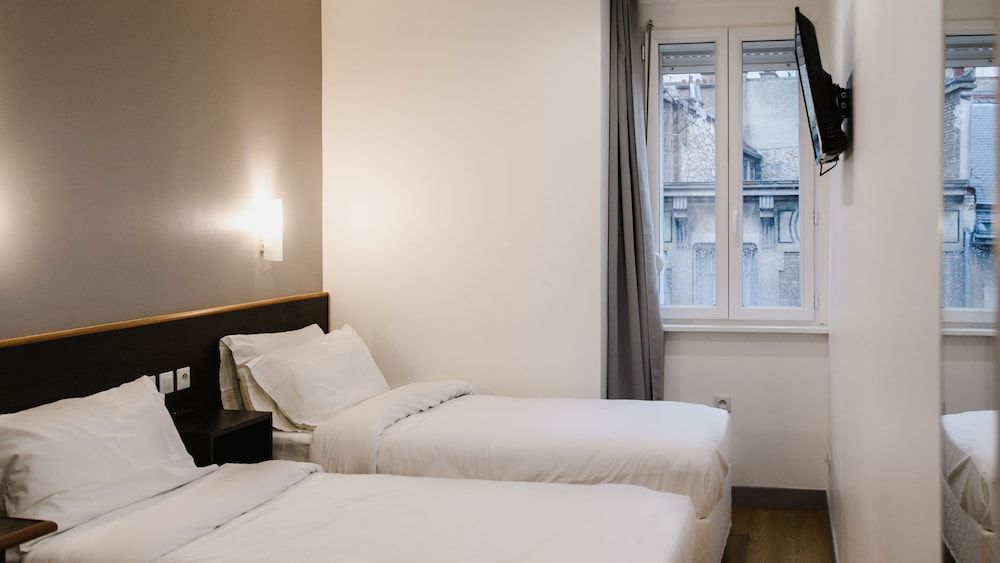 Hotel des Arcades Comfort Twin Room, Non Smoking 3