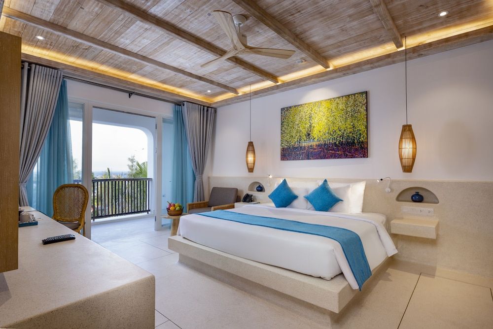 Stelia Beach Resort 3 Bedroom Ocean View Villa with Private Pool 5
