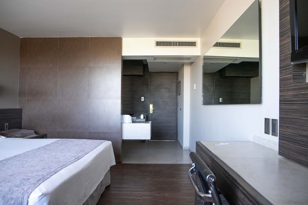 Hotel Brasilia Standard Room, 1 King Bed 2