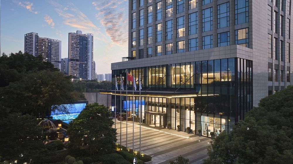 undefined DoubleTree by Hilton Shenzhen Nanshan Hotel & Residences 10