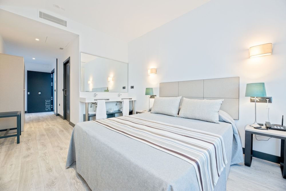 Hotel Iberum Standard Room 3