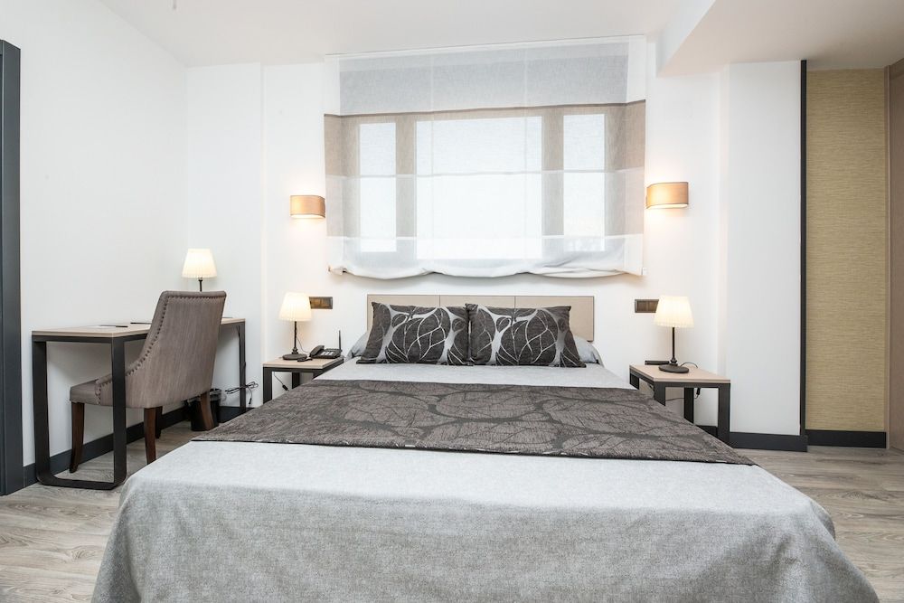 Hotel Iberum Superior Room 2