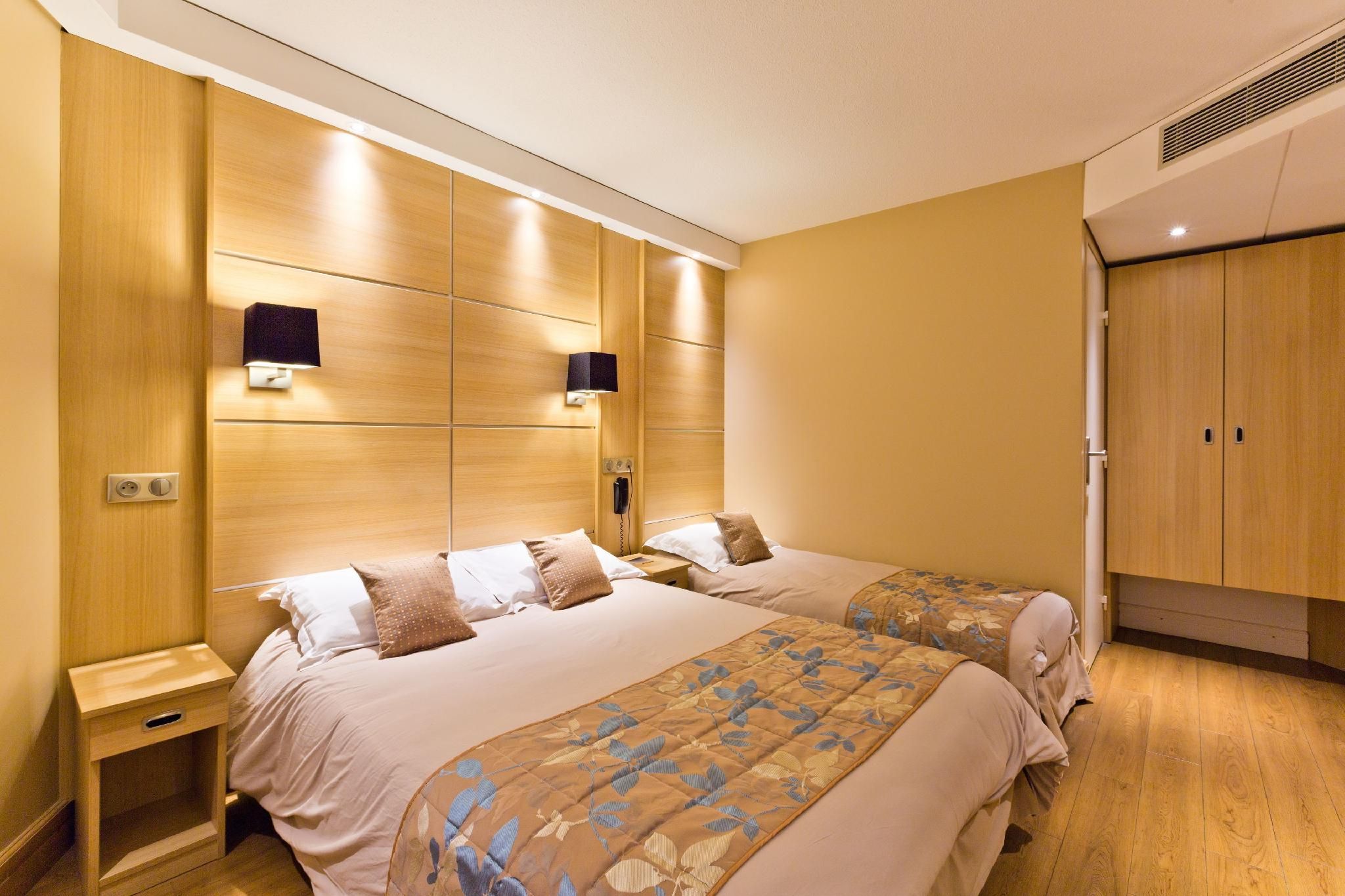 undefined Hotel Novel Restaurant La Mamma 5