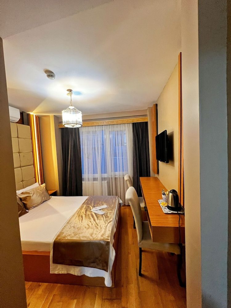 undefined Taksim Cetinkaya Suite 7