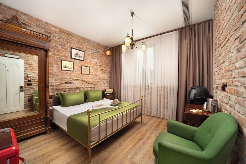 Hotel Des Arts Galata Standard Room 6