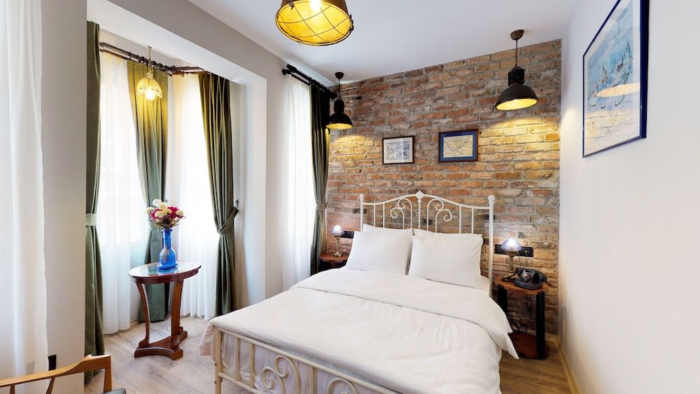 Hotel Des Arts Galata Standard Room