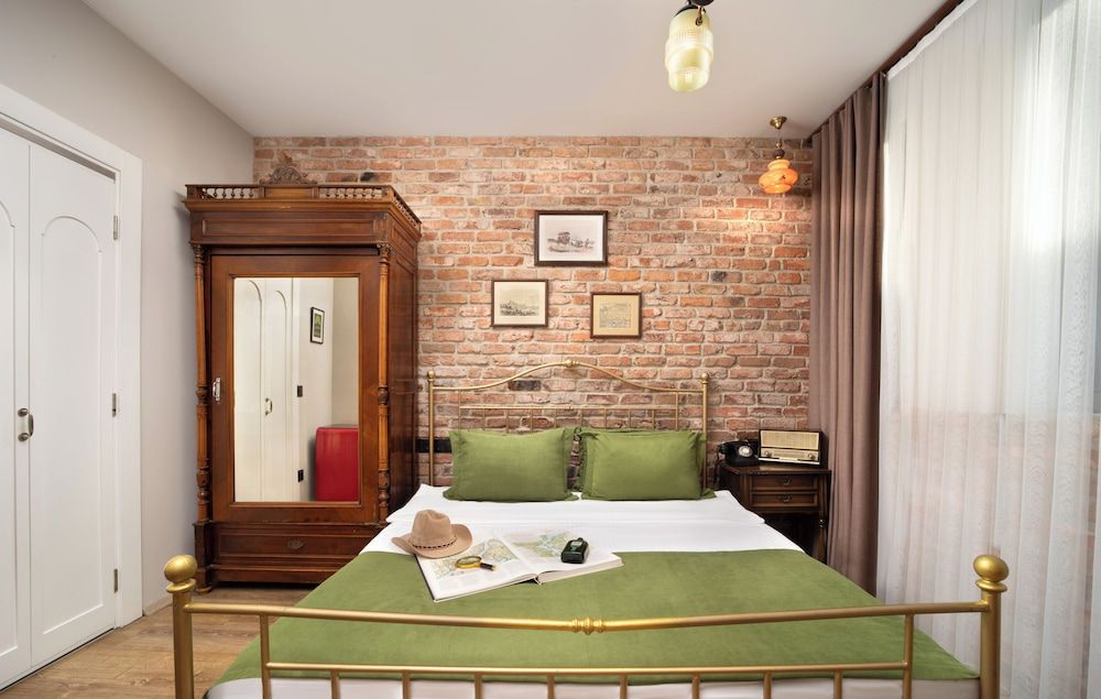 Hotel Des Arts Galata Standard Room 4