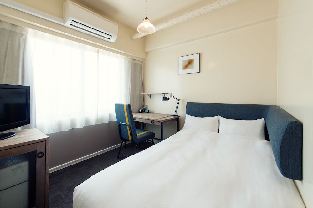 Single Room (15 square meters)