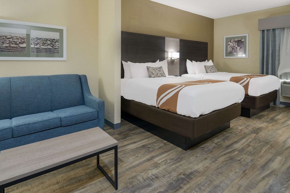 Suite, 2 Queen Beds, Non Smoking