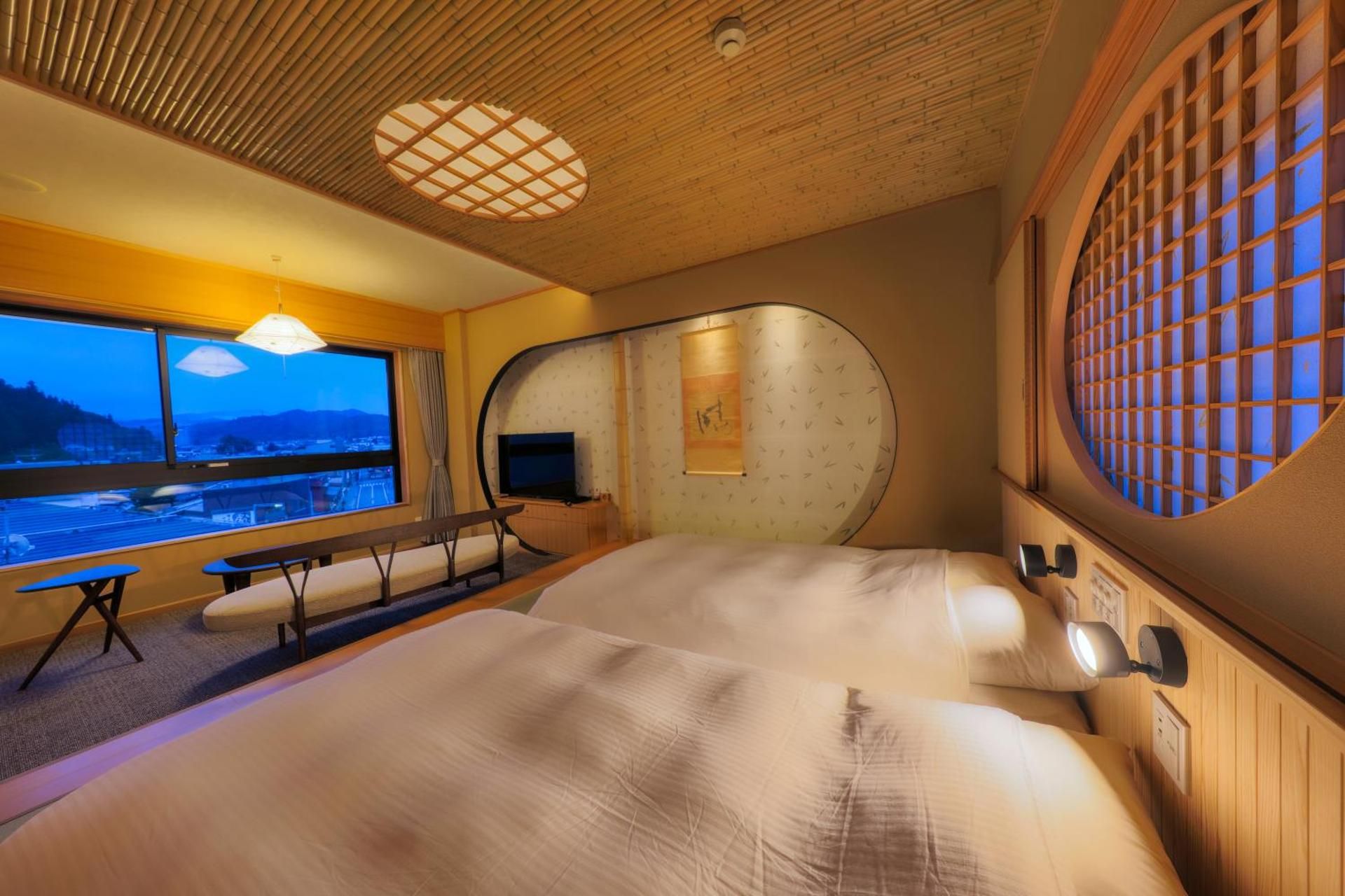 Twin Room with Private Bathroom