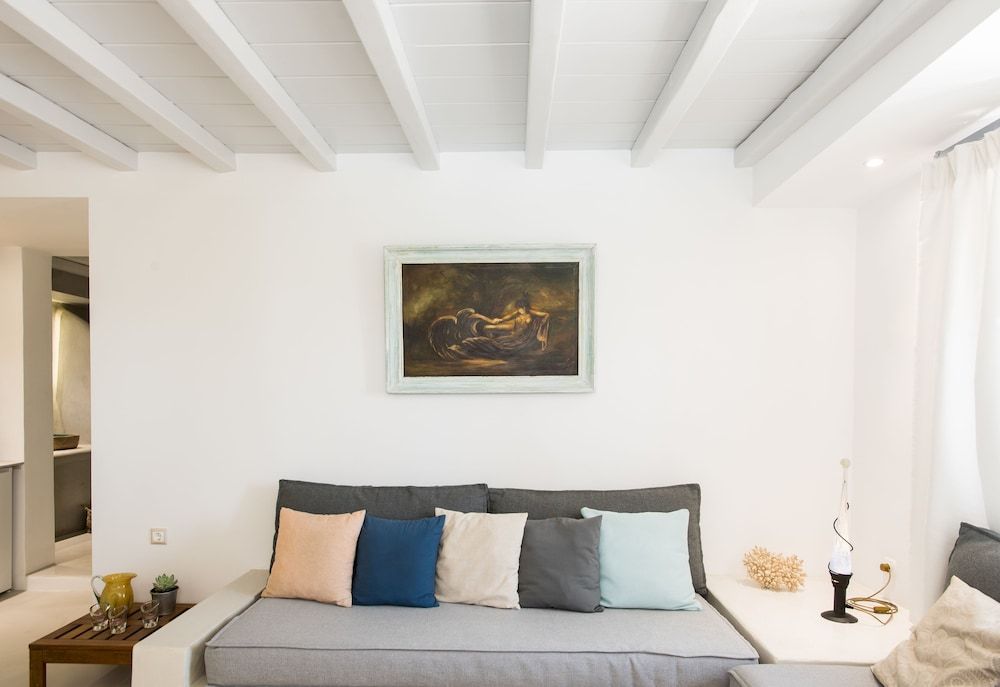 Mykonos Village Deluxe Apartment, 1 Bedroom, Kitchenette, Pool View 4