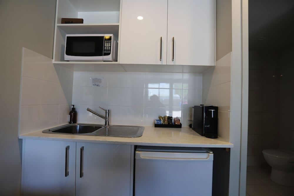 Kallangur North Lakes Motel Deluxe Twin Room (Not Pets Friendly) 11