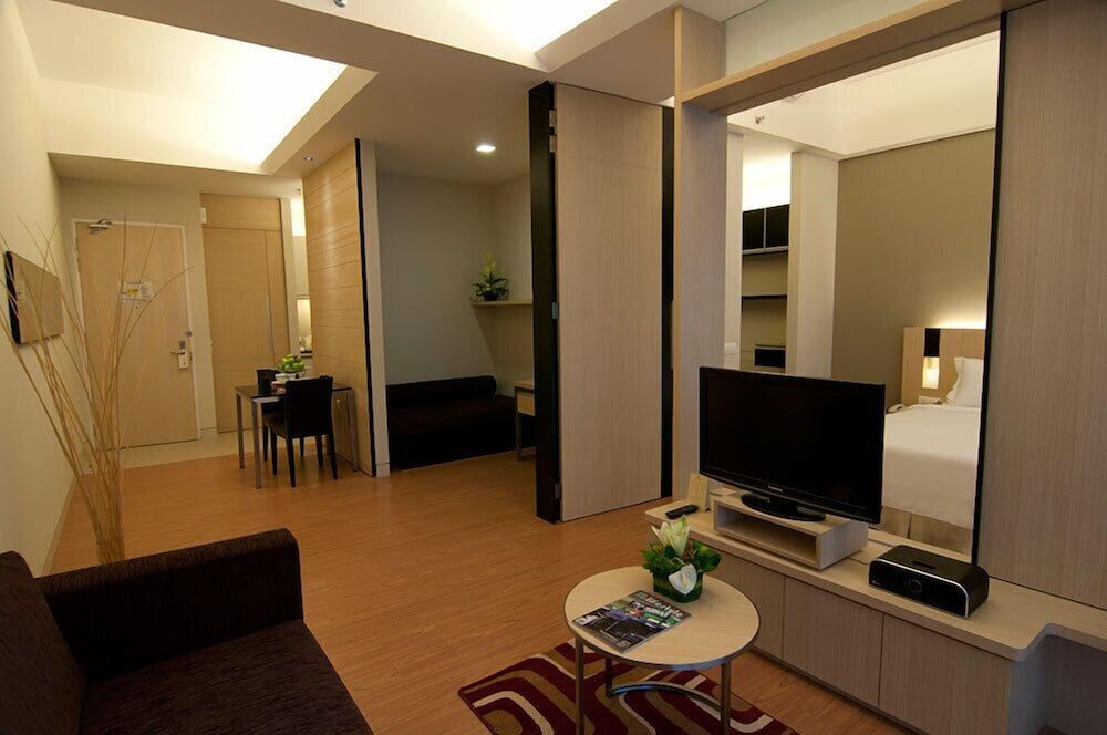 Swiss Garden Residence by Urban Suites 2 Bed Room Suite 4