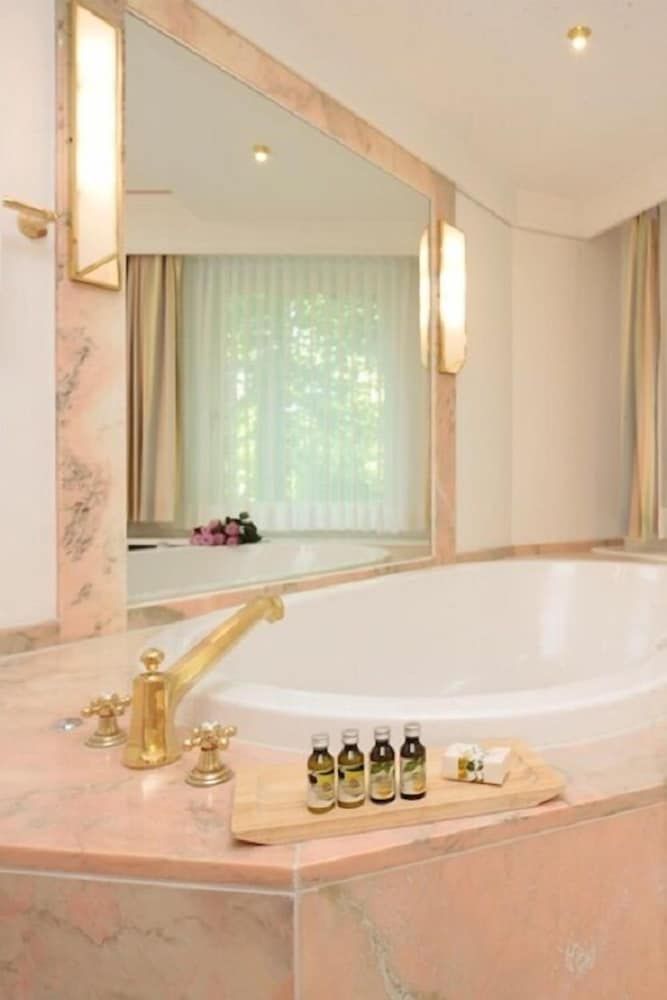 Ringhotel Fährhaus Luxury Suite, 1 Bedroom, Non Smoking, Hot Tub 5