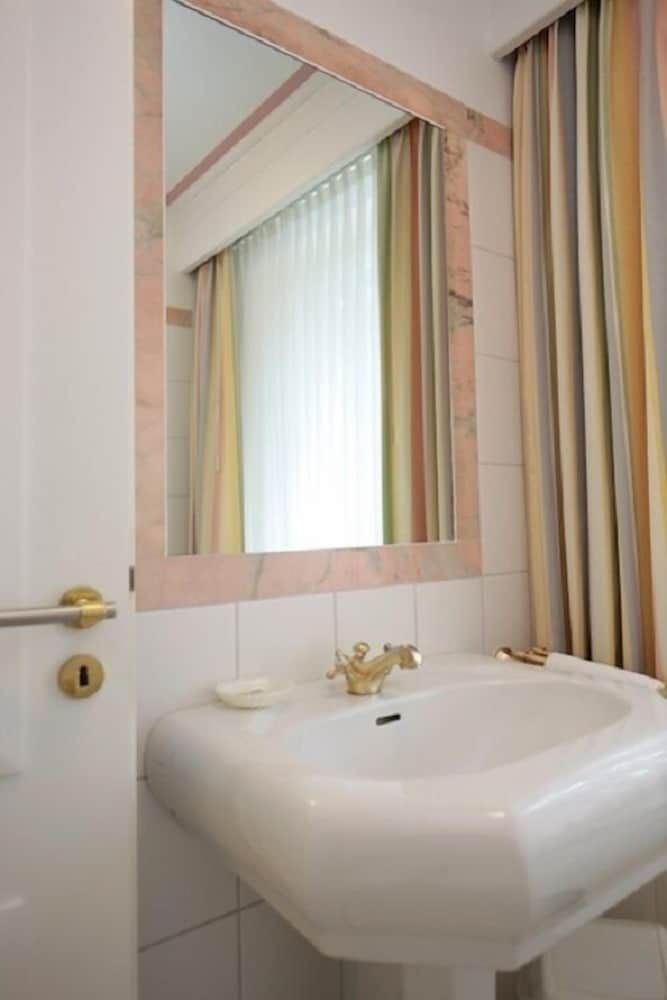 Ringhotel Fährhaus Luxury Suite, 1 Bedroom, Non Smoking, Hot Tub 4