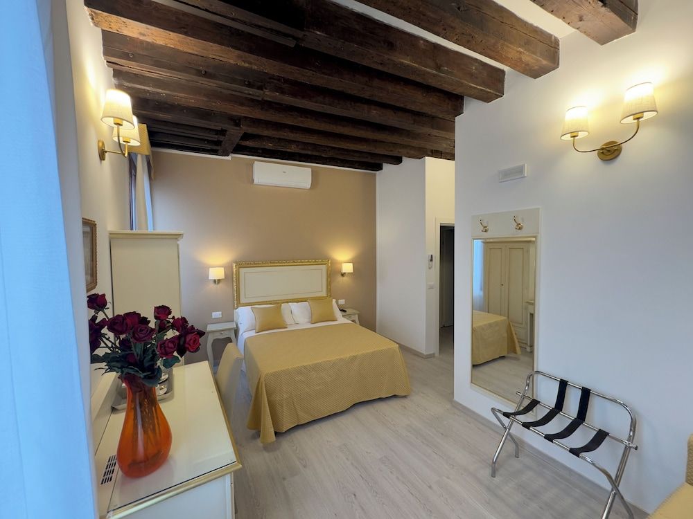 undefined Residenza Briati 6