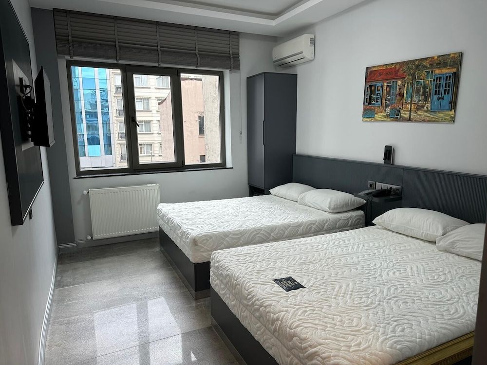 undefined Grand FM Hotel